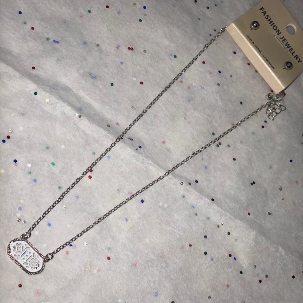 White necklace